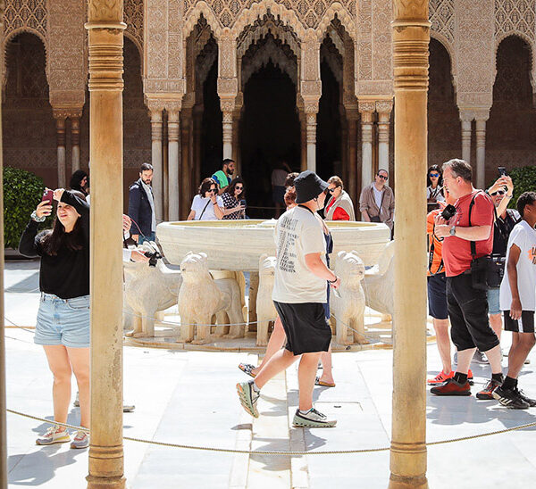 Andalucía fortalece su atractivo turístico en julio con un aumento del 9,3% en el empleo hotelero