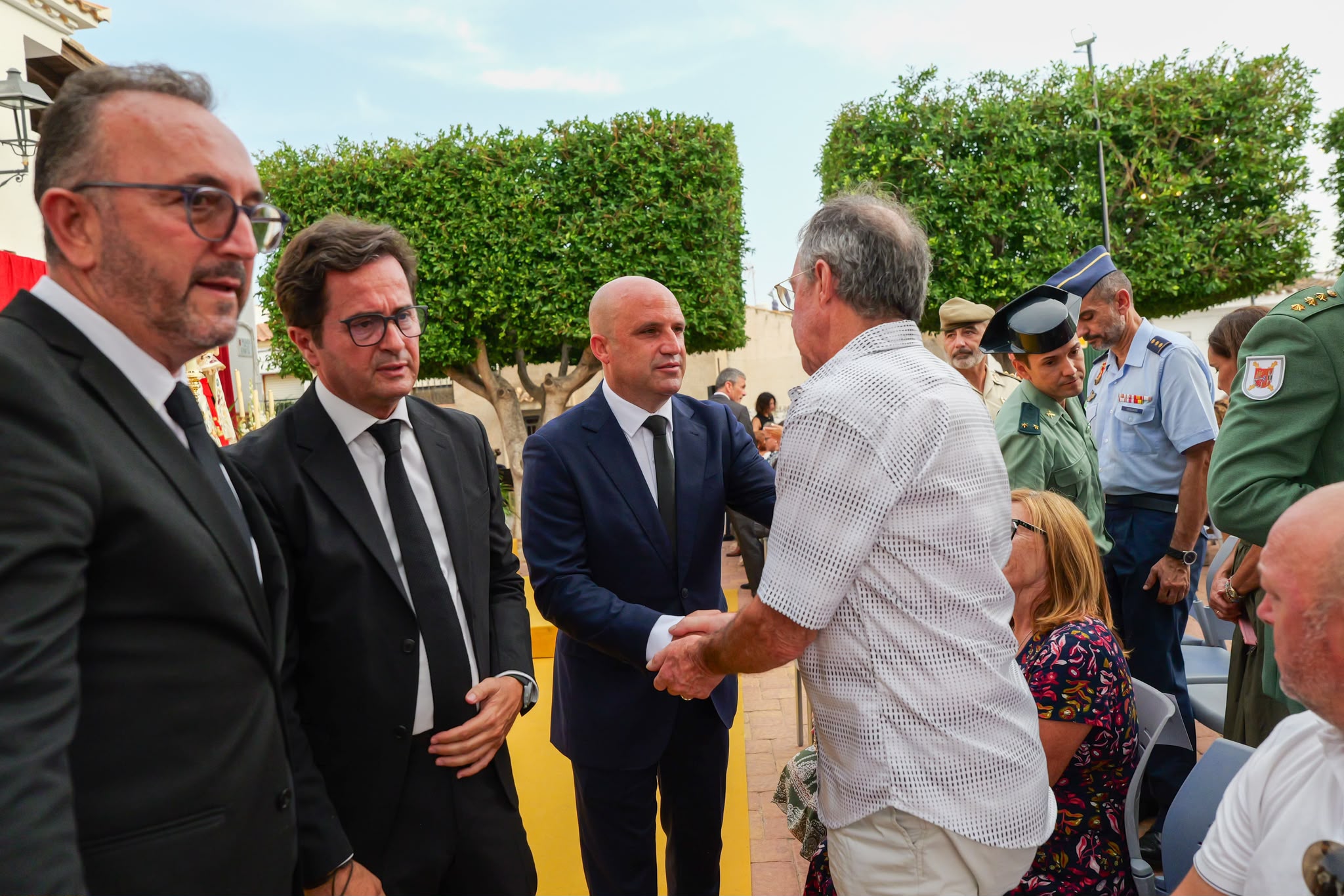 El presidente de la Diputación asiste a la misa-funeral en homenaje a las víctimas del incendio en Los Gallardos-Bédar 1 El presidente de la Diputación asiste a la misa-funeral en homenaje a las víctimas del incendio en Los Gallardos-Bédar