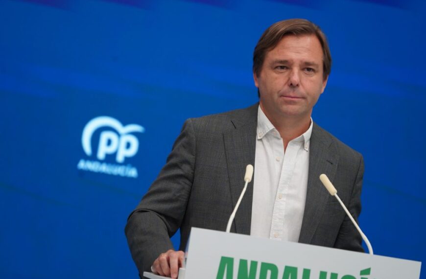 Antonio Repullo en rueda de prensa