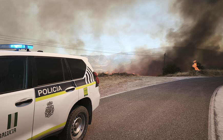 Investigadas dos Personas por el Incendio que Arrasó 150 Hectáreas Cerca de la Presa de Béznar