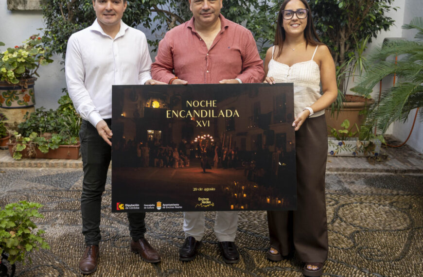 Más de mil velas iluminarán las calles de Encinas Reales en la XVI Noche Encandilada, un evento cultural apoyado por la Diputación
