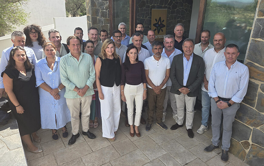 Reunión de la Junta con Alcaldes para Tratar Necesidades Derivadas del Incendio Forestal en Niebla