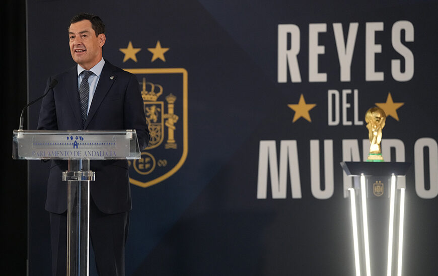 Andalucía celebra con orgullo el triunfo de La Roja que ha unido a España, dice Moreno