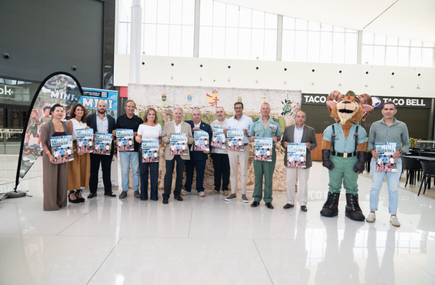 La Mini Desértica alcanza 700 participantes y debuta con salida desde el Puerto de Almería