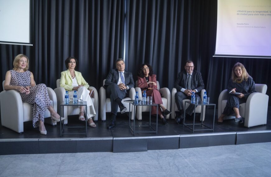 Greg Clark: "Madrid quiere convertir su ventaja en longevidad en una estrategia de ciudad"