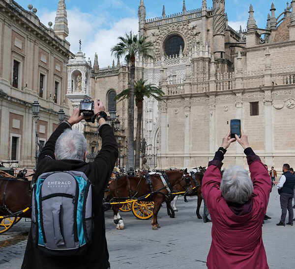 Andalucía encabeza el crecimiento del gasto turístico internacional entre los principales destinos de España