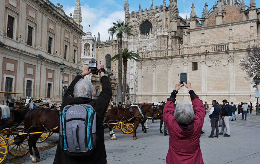 Andalucía encabeza el crecimiento del gasto turístico internacional entre los principales destinos de España