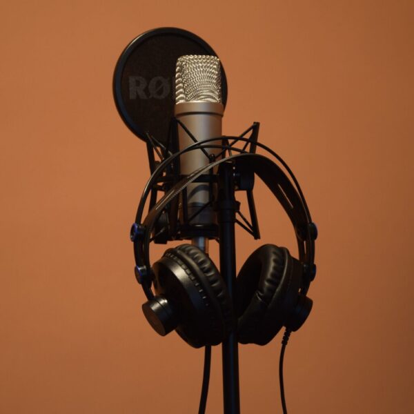 España marca un nuevo récord y alcanza los 15,8 millones de oyentes de podcasts