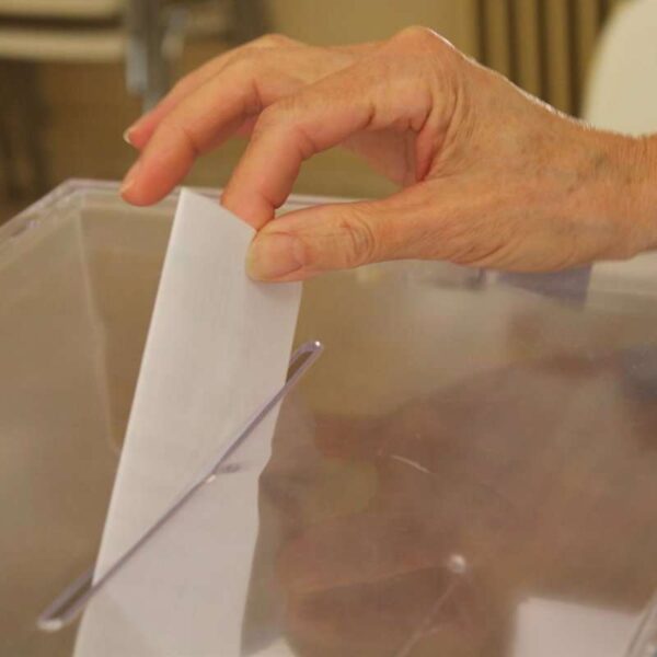 23J.- Un 44,71% de los electores de C-LM ya han acudido a votar, un 6,64% más que en las últimas elecciones