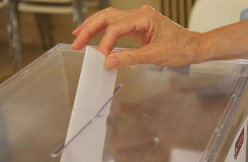 23J.- Un 44,71% de los electores de C-LM ya han acudido a votar, un 6,64% más que en las últimas elecciones