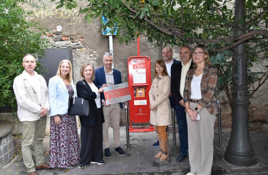 Jaca, municipio Cardioseguro por la Sociedad Española de Cardiología y la Fundación Española del Corazón