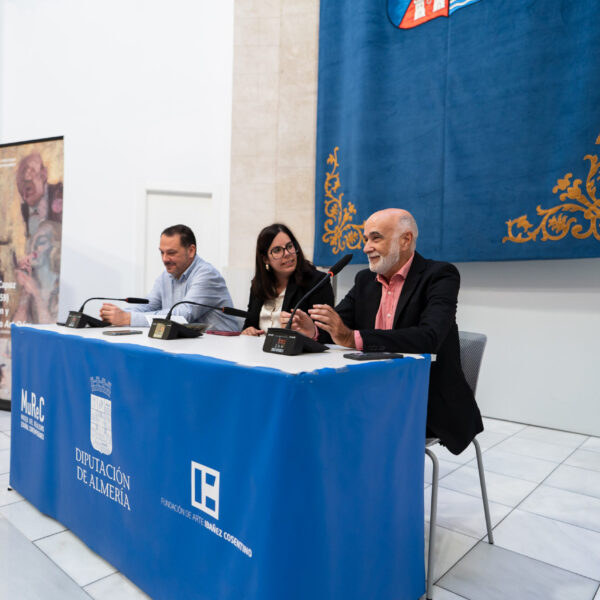 MUREC Inaugura una Exposición en Honor a la Obra de Pascual Capuz