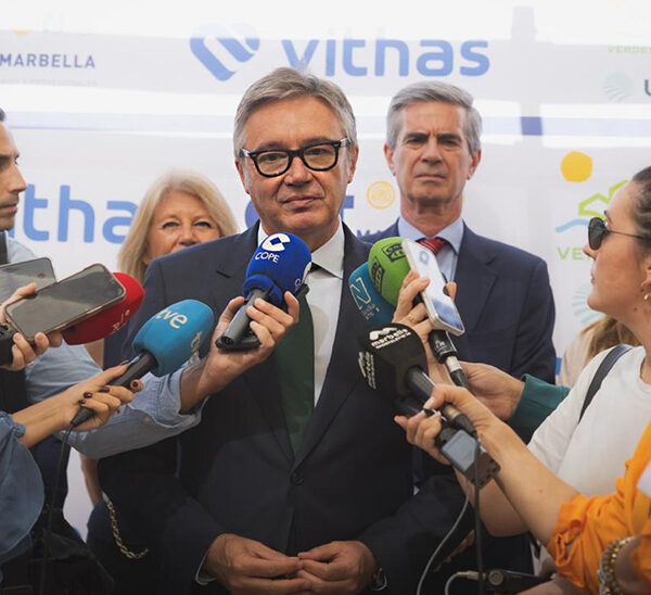 Propuesta de la Junta en Marbella: Gestión Turística Basada en el Valor Económico y el Equilibrio Territorial